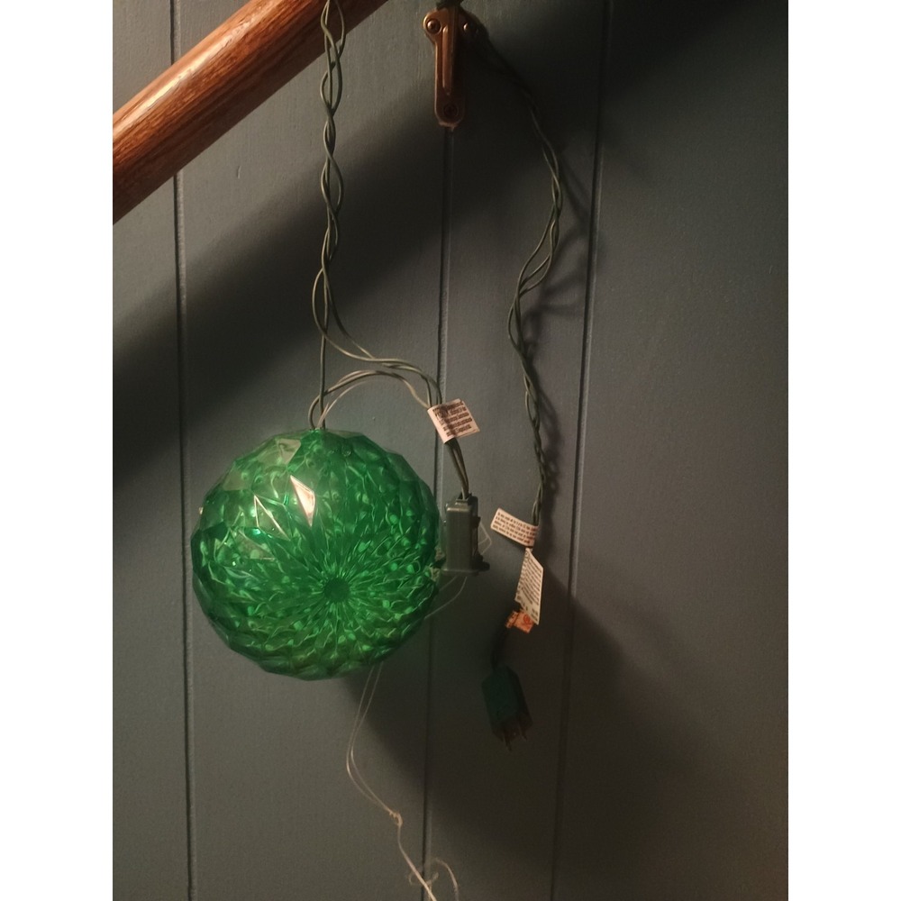 Vintage GE 36 LED Green , Lighted, Plastic, Plug-In